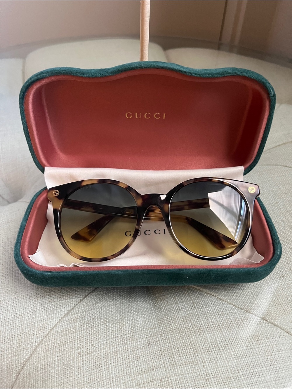 Gucci AR Tortoiseshell Round Women's Sunglasses - Brown/Amber Lenses Velvet Case